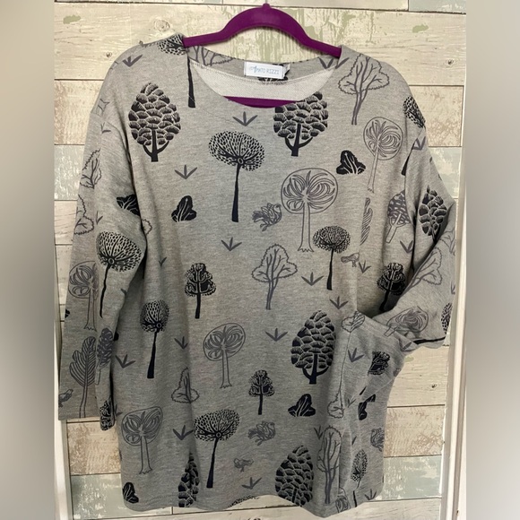Amato Rizzi Relaxed Fit Whimsical Nature Print Sweatshirt 3/4 sleeves Size 0-10 - Picture 3 of 9